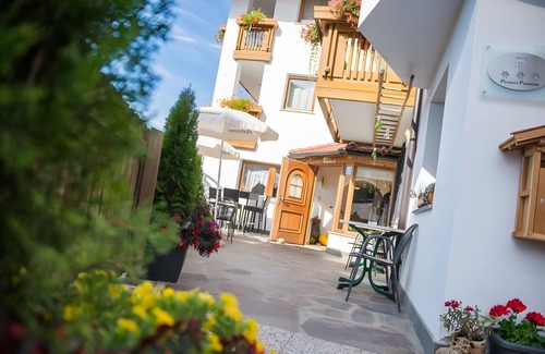 Meltina Apartment | Room 'Klausthaler Zimmer 22' with Mountain View, Shared Terrace and Wi-Fi