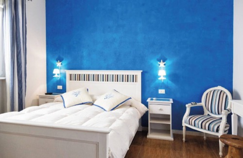 Marina di Carrara Bed & Breakfast | Room 'Laguna' with Shared Garden, Wi-Fi and Air Conditioning