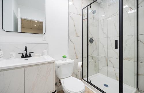 Shaughnessy Village Apartment | Room n7-Apartment 1 in a SHARED apartment in downtown Montreal