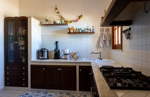 San Leonardo House | Room 'Ponente' with Sea View, Wi-Fi and Air Conditioning