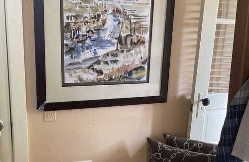 Haverford Cottage | Room rental in “cottage like” home
