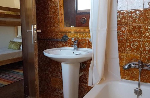 Sao Joao de Deus Apartment | Room S1 located at Saldanha