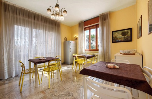 Pieve Vecchia Apartment | Room 'Swan Matrimoniale Pink' with Shared Pool, Wi-Fi and Air Conditioning