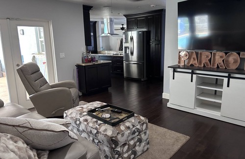 Villa De Palmas Bed & Breakfast | Room to rent for the week or the month!