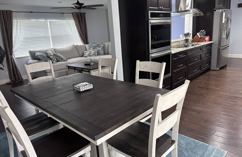 Villa De Palmas Bed & Breakfast | Room to rent for the week or the month!