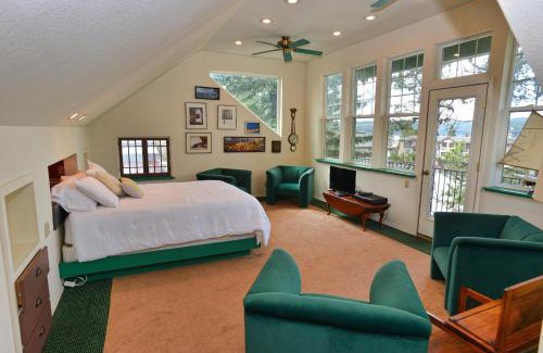 McCall House | Room with a View by Casago McCall - Donerightmanagement