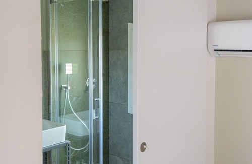 Ragusa House | Room with Balcony, minimal