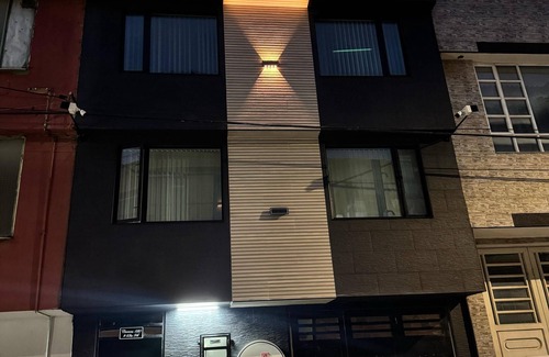 Engativa House | Room with private bathroom close to the airport in Bogota