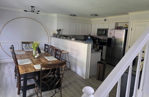 Cibolo House | Room with private entrance shared living spaces G with Pool