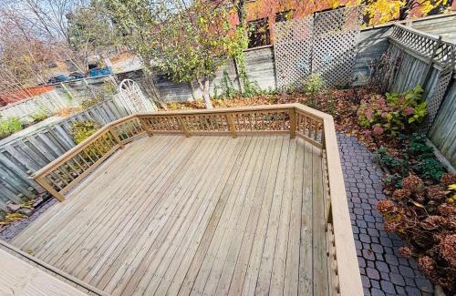 Mississauga House | Room With Private Patio Next to Toronto Airport