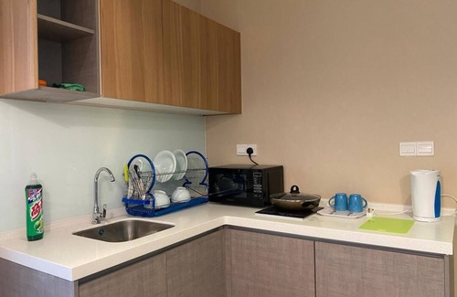Kota Kinabalu Apartment | ROOMAH!Clean, Comfy & Spacious Studio Unit! 5-min drive from KK Airport!