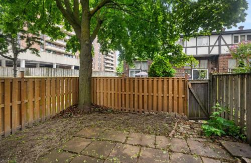Scarborough House | Rooming House in Scarborough by GLOBALSTAY