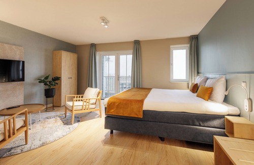 Municipality of Hellevoetsluis Hotel | Roompot Beachhotel Cape Helius