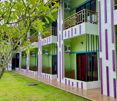 Phanat Nikhom Hotel | RoomQuest Chonburi Phanat Nikhom