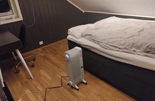 Blaker House | Rooms available, 35 min to Oslo and airport