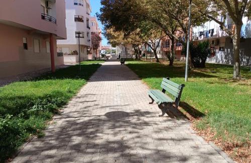 Corroios House | Rooms For You Ample And Welcoming Double Rooms With Good Natural Light SuperHost Stay