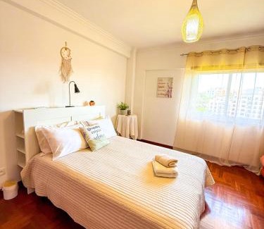 Corroios House | Rooms For You Ample And Welcoming Double Rooms With Good Natural Light SuperHost Stay