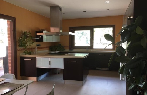 Galapagar Ski Chalet | Rooms in a charming house