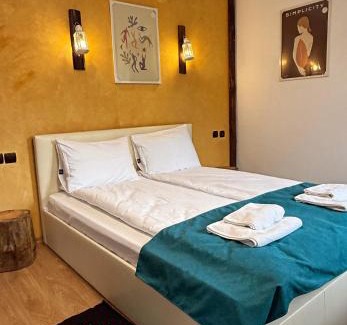 Leshten House | Rooms in Leshten