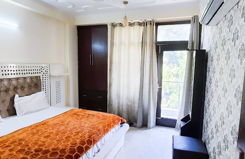 Chittaranjan House | Roomshala 047 Hotel Jagannath