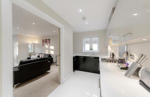 Esher Apartment | Roomspace Serviced Apartments - Kinnaird Court