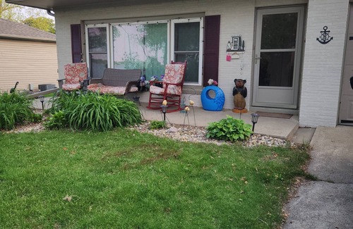 Lake Park House | Roomy 4-bedroom home across the lake in Lake Park, IA. Sleeps 7