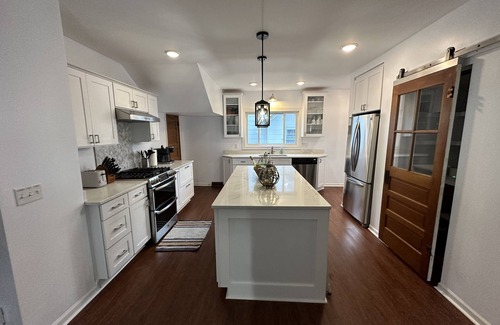 Cheboygan House | Roomy 5BR 1/4 mile from Main St