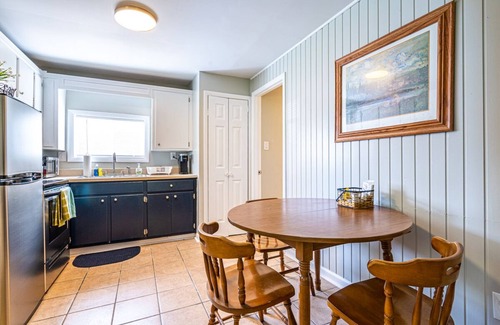 Madison House | Roomy and comfortable space to relax in privacy.