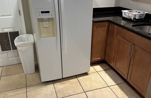 Mount Vernon Square Apartment | Roomy Downtown TH Apt near tourist sites
