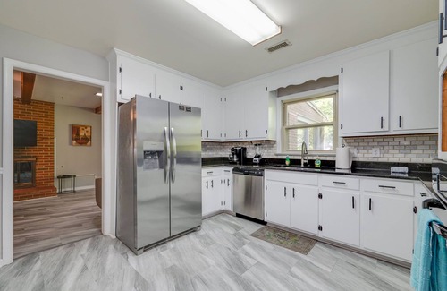 Buckroe Beach House | Roomy Home in Grandview - 2 miles to Buckroe Beach
