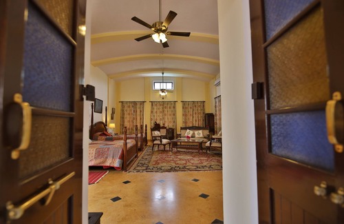 Nawalgarh Hotel | Roop Niwas Kothi