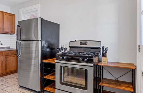 Lindenwood Park Apartment | Rooted Urban Retreat: First Floor 1BR Apartment
