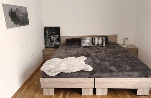 Saints Constantine and Helena Apartment | Rosie's Cozy Bright Apartment Summer Paradise