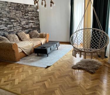 Drobeta-Turnu Severin Apartment | Rosa Apartment