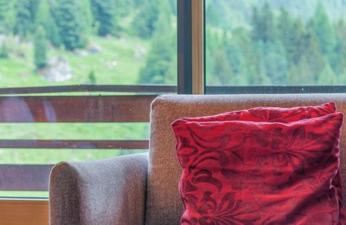 Noveli Apartment | Rosablanche C61 by Interhome