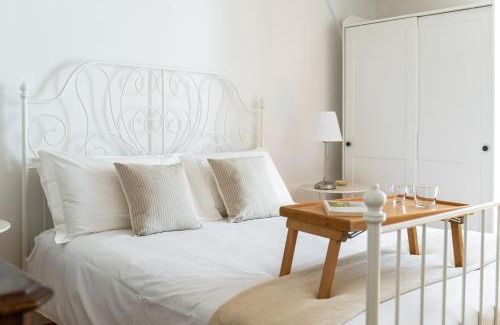 Castagnola Apartment | Rose Apartment by Quokka 360 - refined two-bedroom apartment with garden