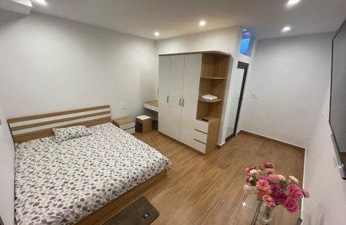 Hanoi Apartment | Rose by the Lake 2
