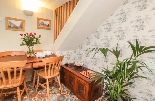 Deal House | Rose Cottage
