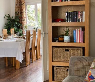 Ryde House | ROSE COTTAGE