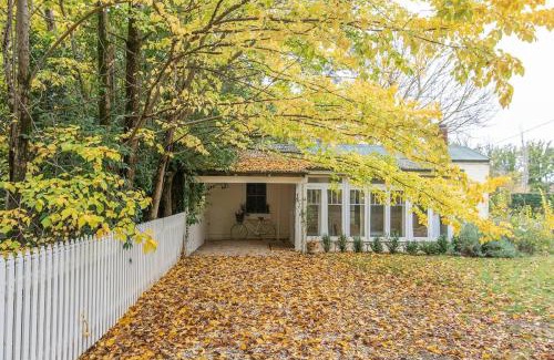 Emu Swamp House | Rose Cottage - Mayfield Vineyard Orange
