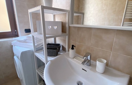 Negrar Apartment | Rose E Tulipani 6