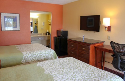 Thomasville Hotel | Rose Garden Inn & Suites Thomasville