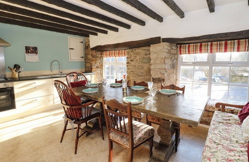 Bellingham Cottage | Rose Hip Cottage