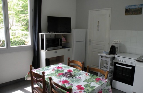 Orcival Apartment | ROSE, Relaxation and Hiking, Auvergne Lakes and Volcanoes, Orcival, Sancy.