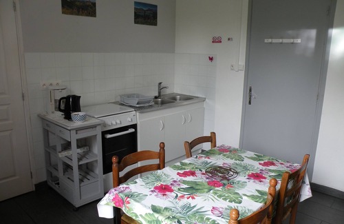 Orcival Apartment | ROSE, Relaxation and Hiking, Auvergne Lakes and Volcanoes, Orcival, Sancy.