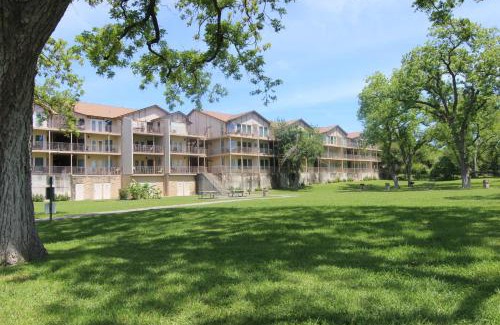New Braunfels Apartment | Rose' River Retreat