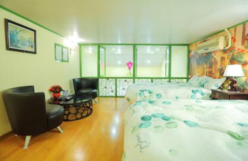 Hang Buom Apartment | Rose's Home