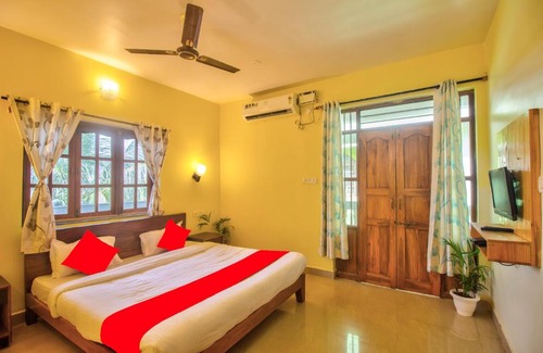 Baga House | Roseal Beach Front