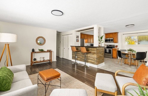 Reynoldsburg House | Rosehill Rise: 3BR, 2BA Ranch