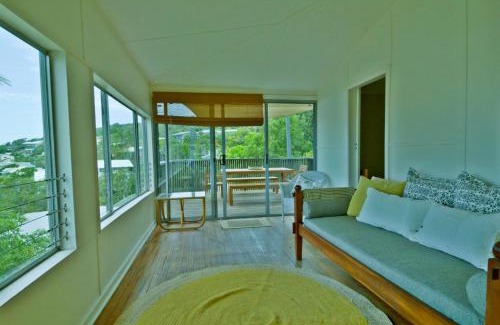 Crescent Head House | Rosemaree, 24 East Street